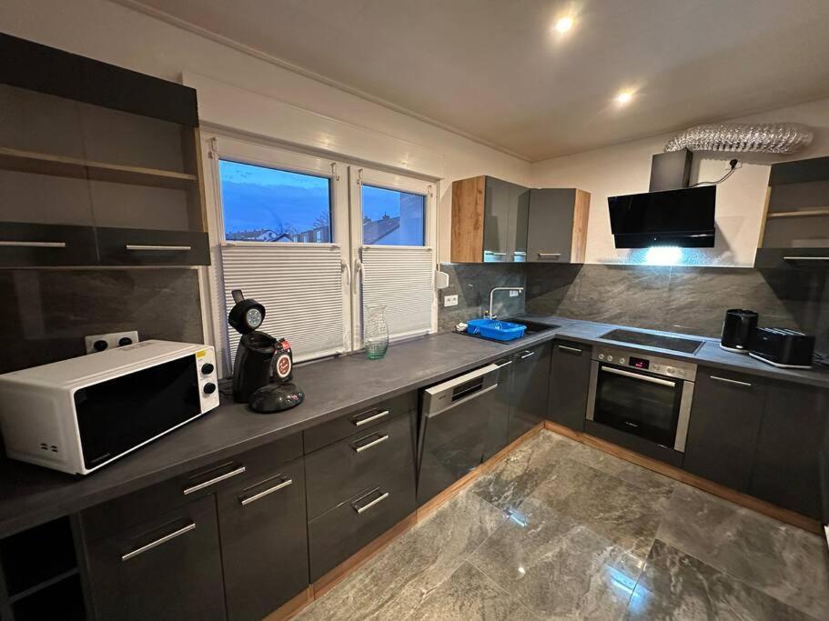 Top 3 Zimmer Appartment Bei Der Schalke Arena, Sport Und Natur Naehe Dortmund Essen Duesseldorf Oberhausen Gelsenkirchen Bagian luar foto